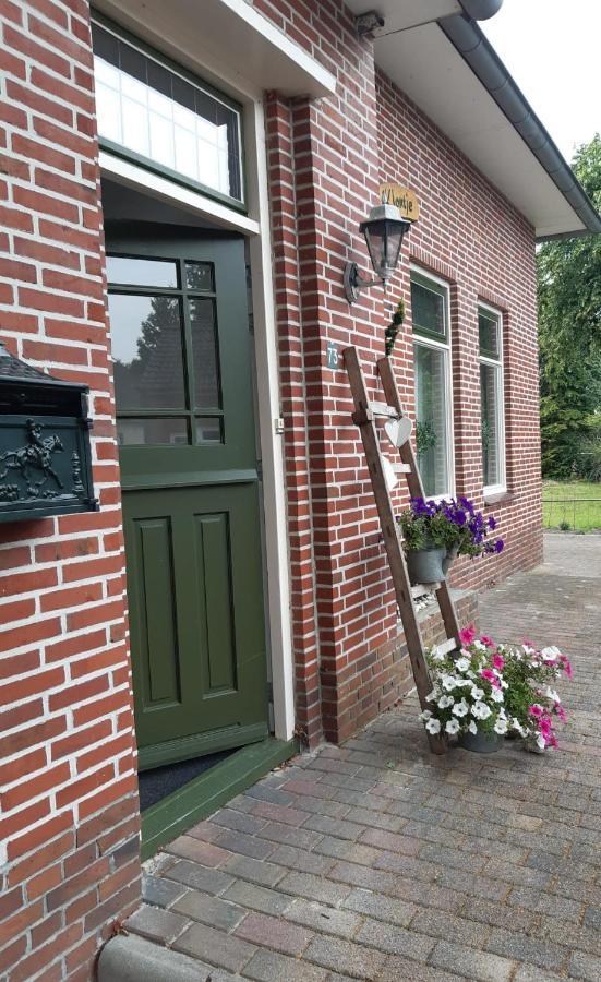 B&B Het Klontje Vriescheloo Eksteriør bilde